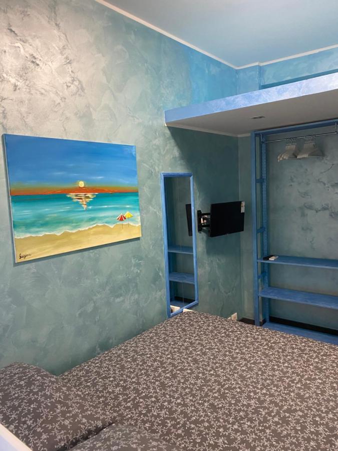 C&E Suites Roma ลิโด ดิ ออสเตีย ภายนอก รูปภาพ